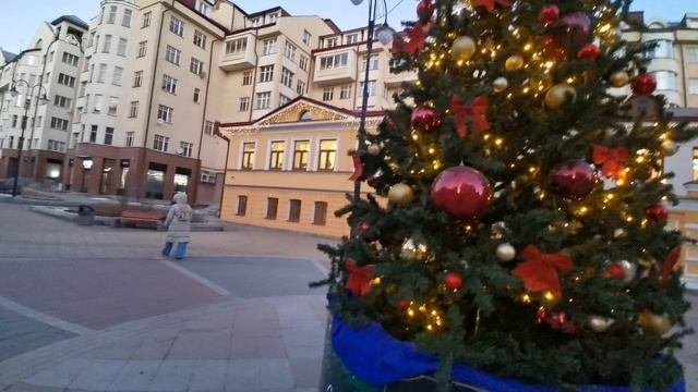 С наступающим