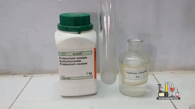 Potassium oxalate and Calcium Chloride смотреть онлайн