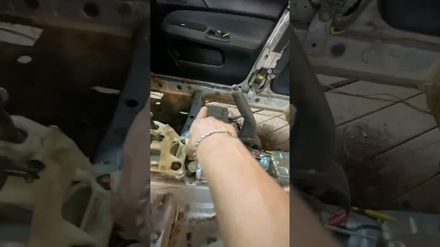 Восстановление кузова Lancer 9 N10.3 промежуточный результат смотреть онлайн