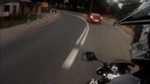 Yamaha FZR 250