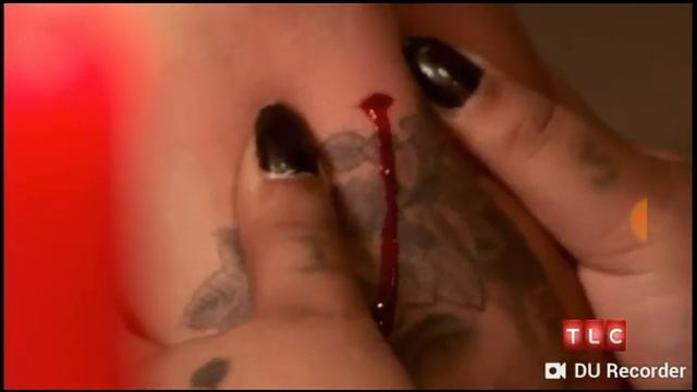 REAL LIFE VAMPIRE (strange addictions) MUST SEE смотреть онлайн