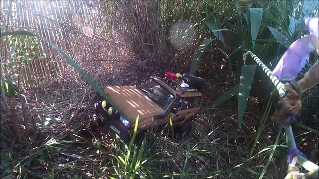Toyota LC 80. On frame Wpl C24 first test run and exploration in the backyard