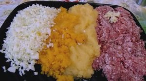 Сочный Фарш для Мантов, Пельменей, Котлет, из  мяса, кабачка, тыквы и лука. Без добавления воды.