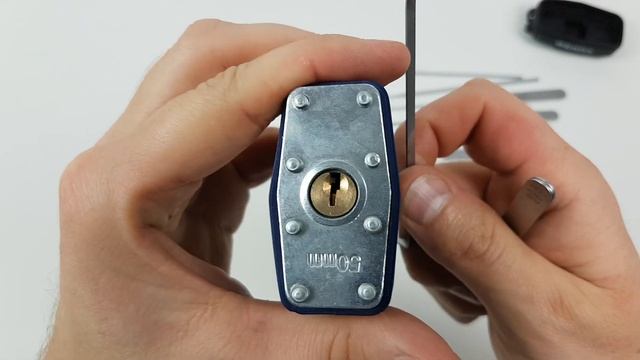 Nieudana próba otwarcia kłódki GERDA MODUS AQUA #LockPicking SPP | ForumWiedzy смотреть онлайн
