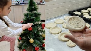 Будни многодетной матушки.Выпекаю служебные просфоры.Маленькие детские радости 🥰