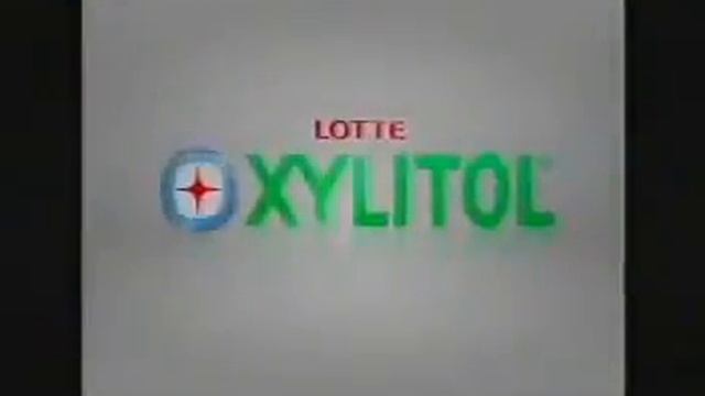 y2mate com   04 13 13 LOTTE XYLITOL Dental care Chewing Gum PANEL 5s TVC Archives 360p