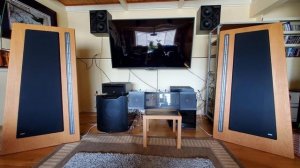 Aperion Audio Verus III Bookshelf Speakers and T80 Studio Monitor Speakers Video