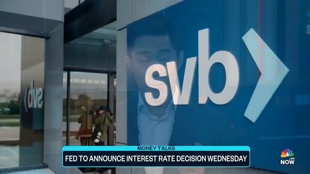 Top Story with Tom Llamas - May 1 | NBC News NOW смотреть онлайн