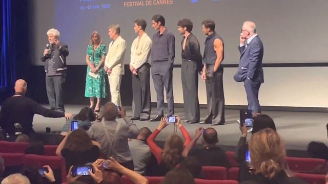 PETER BRADSHAW at the CANNES FILM FESTIVAL 2023 DAY TWO feat. STRANGE WAY OF LIFE by Pedro Almodóva смотреть онлайн