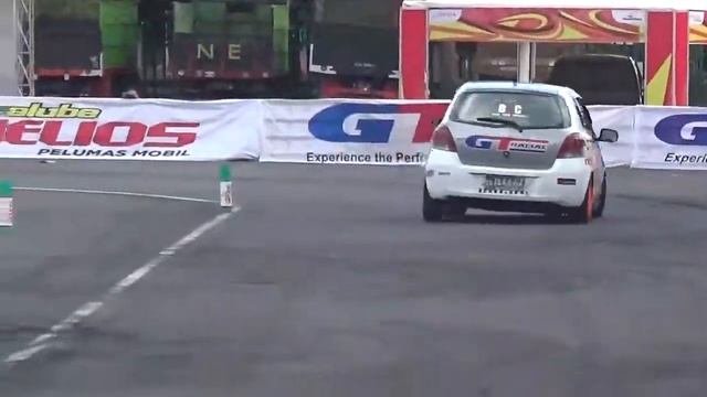 Amazing Toyota Yaris GT Radial Indonesia Night City Slalom 2015 Mandala Krida смотреть онлайн
