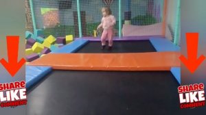 Давид, Яра и Вадим играют и прыгают на батуте (из семейного архива🙂)