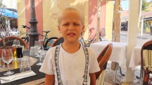 Как?! У вас собаки нет?! Тётушка Ау