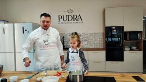 Кухня Майи. Овсяная каша с ягодами