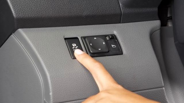 2021 Nissan NV200 - Vehicle Dynamic Control (VDC)