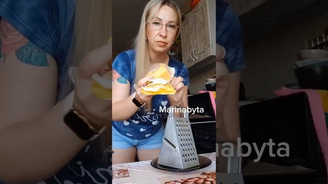 Быстрый и здоровый обед и ужин. #запеченнаягорбуша #горбуша #сыр #морковь #вкусно #готовимдома #❤️