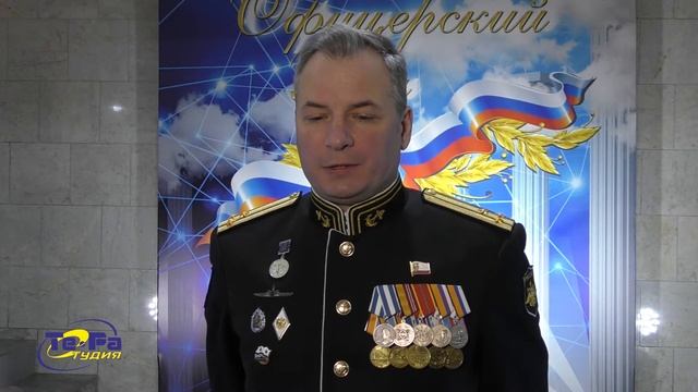 Офицерский бал, приуроченный к празднованию Дня защитника Отечества, прошел в Сосновом Бору. смотреть онлайн