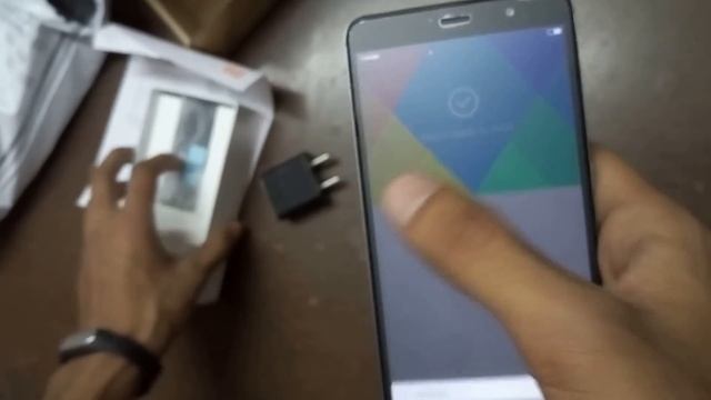 Redmi Note 3 Indian 32GB Dark Grey Unboxing and small review in HINDI смотреть онлайн