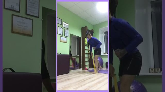 Сильные ягодицы. Упражнение.