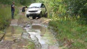 Offroad Smart 42 - преодоление глубоких луж