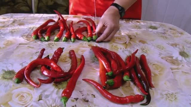 Невероятно Быстрый и Простой Способ Заготовки На Зиму Острых Перцев.