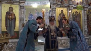 Божественная литургия в Свято-Успенском кафедральном соборе Ташкента