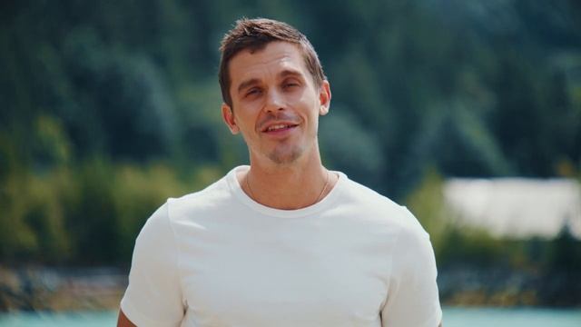 Antoni Porowski & QuickBooks