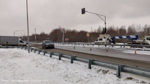 В Омске на развязке под метромостом установили светофор. Теперь, возможно, ситуация на дороге улучши