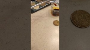 Чистка монет из Алюминиевой бронзы с помощью йода. Рекомендую!
