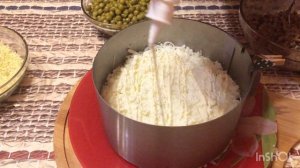 Салат « Бриз» !Нежный, воздушный, лёгкий салатик со шпротами!