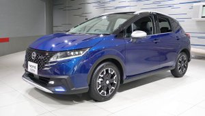 ( 4K ) Nissan Note Autech Crossover : Blue / Black