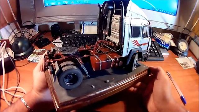 Iveco 190-48 Turbostar - Italeri 1/24 - explainer video смотреть онлайн