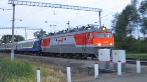 "ПИДовский кирпич" Электровоз ЭП1-273 с почтово-багажным поездом №989 Владивосток-Москва