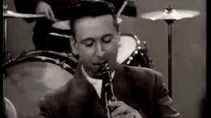 SWING....JAZZ...When My Sugar Walks Down The Street.