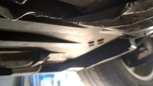 Порвалась пластиковая защит днища машины SUZUKI SX4. Лёгкое восстановление (14.08.2023)