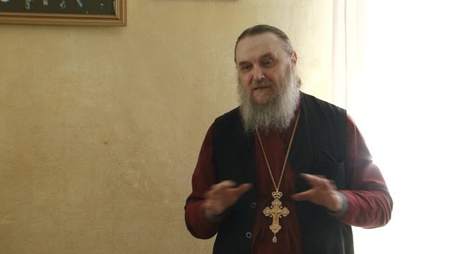 0 проекте «Благодатное Небо над Россией» рассказывает протоиерей Геннадий Беловолов. Светлый четверг смотреть онлайн