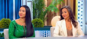 В поисках третьей подруги или жены?