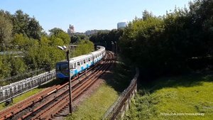 81-760/761 на перегоне "Кунцевская" - "Молодёжная"