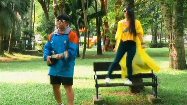 Summer Lady - Size M (Official Video) смотреть онлайн