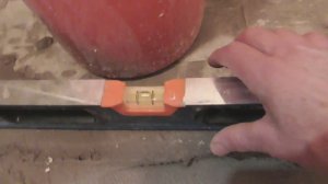 Ремонт в ванной. Установка маяков. Выравнивание стен