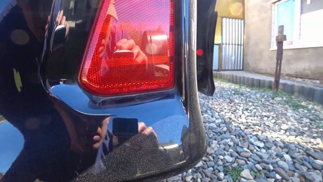 Вот это сюрприз, задний бампер на Тойоте Вокси Гибрид. Заменил фильтра ДВС и салона .