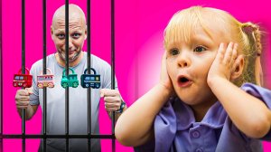 Детям. Маша спасает папу