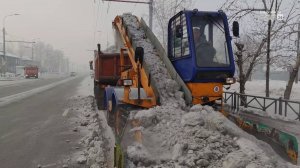 Сколько снега уже убрали дорожники в Братске