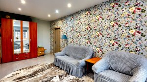 Классика с добротным ремонтом - двухкомнатная квартира в районе, где всё уже сложилось