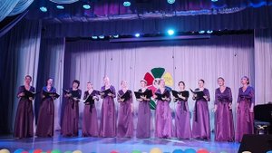 Русская народная песня "В сыром бору тропина"