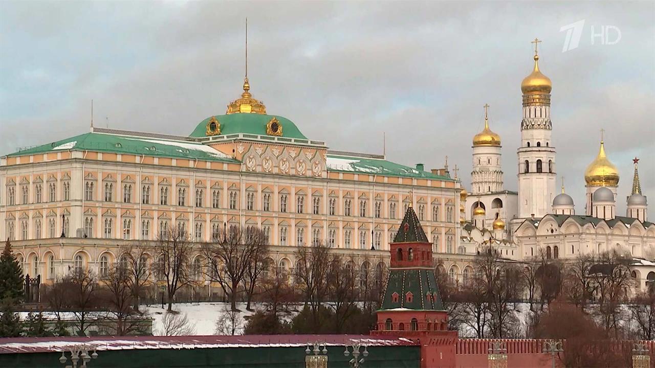 Программу "Итоги года с Владимиром Путиным" смотрите на Первом в четверг, 19 декабря