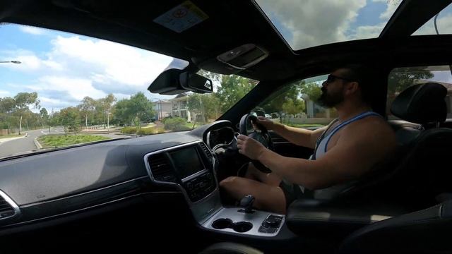 WHAT REALLY IS A ACTUAL SUV? - IS A JEEP GRAND CHEROKEE SRT A SPORTS UTILITY VEHICLE?? смотреть онлайн