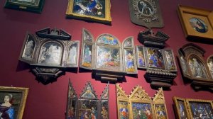 Блошинка элитного антиквариата возле Кремля. В гостином дворе на Ильинке. #ретро. #винтаж.