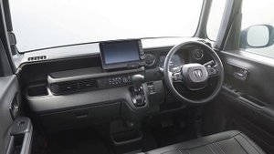 HONDA N-Box 2024 - Japan Boxy Design