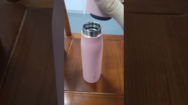 Easy to drink clean water with UV sterilizer water bottle waterbottle uvselfcleaningwaterbottle