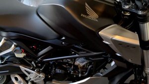 Honda CB125R Exhaust Sound